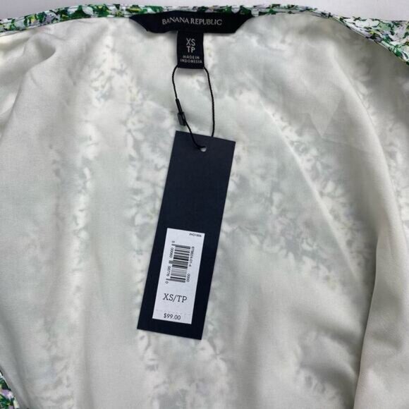 Banana Republic Floral Wrap Blouse Size XS - Picture 5 of 6